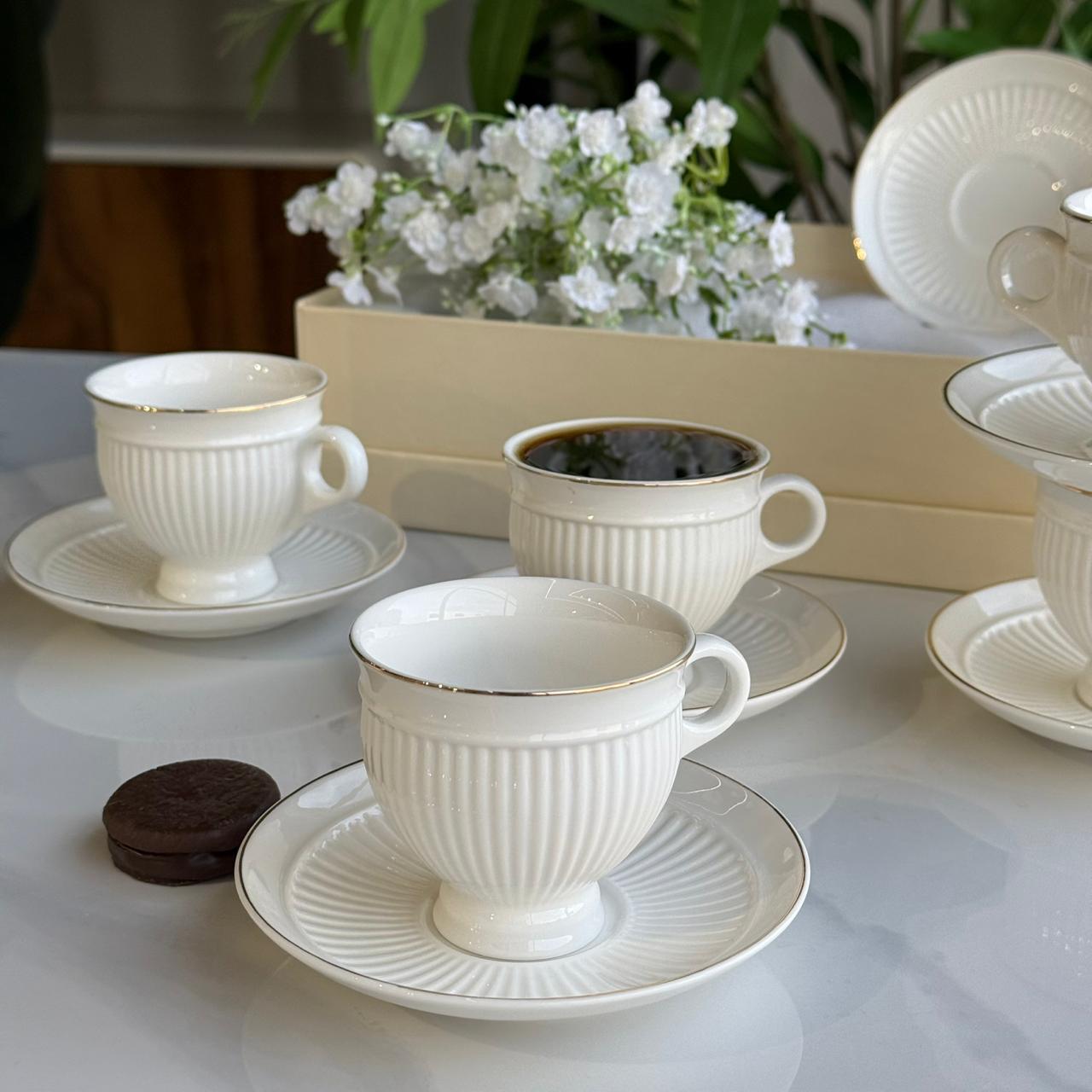 Elegant Classic Design Coffee Cup Set
