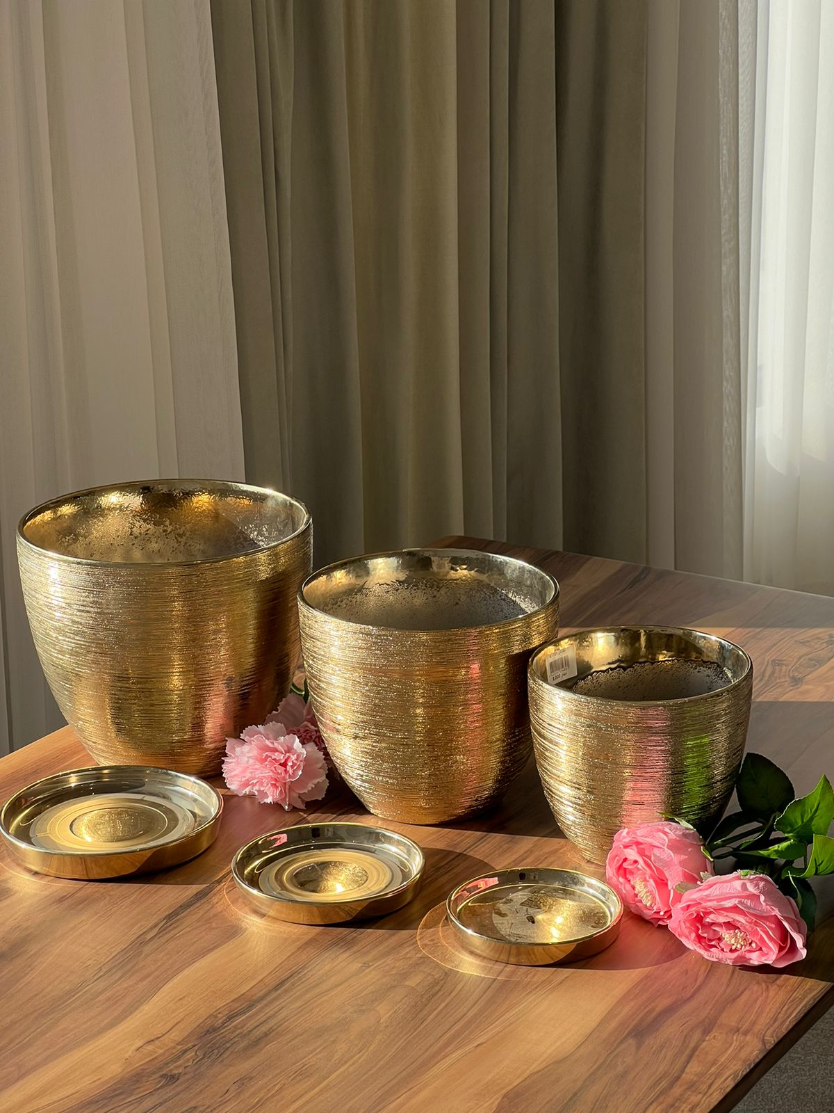 Vintage Gold Indoor/Outdoor Ceramic Planter