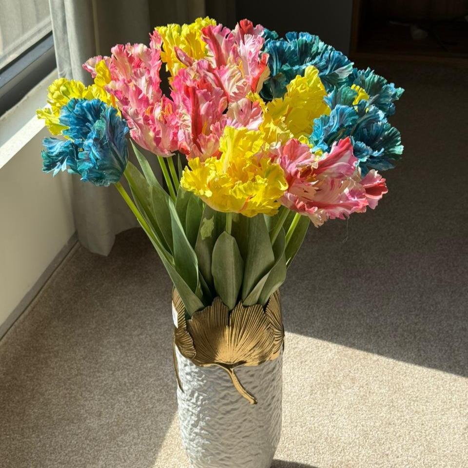 Parrot Tulip - False Flower