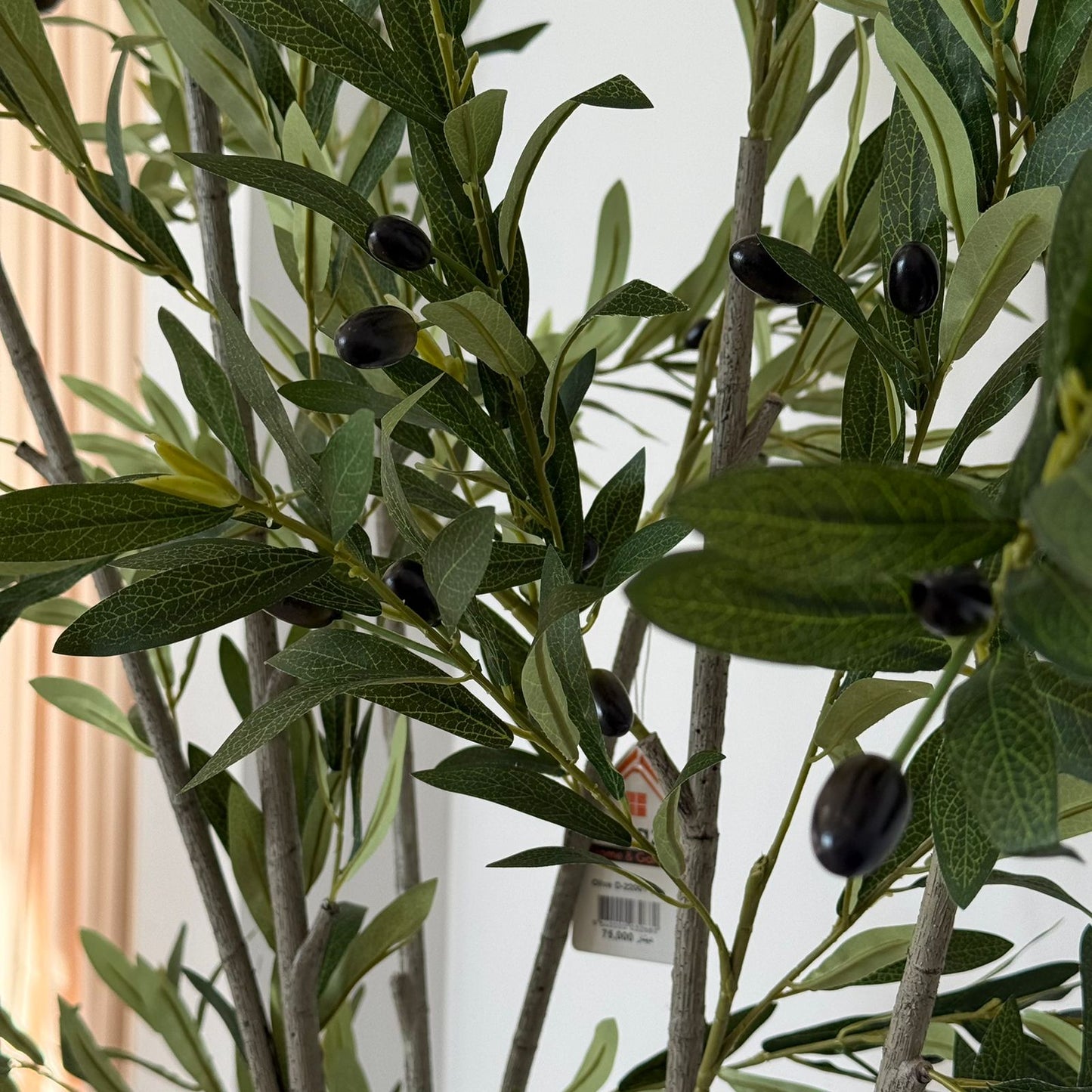 Lush Olive Green – Artificial Tree