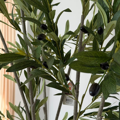 Lush Olive Green – Artificial Tree