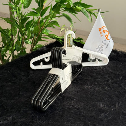 Plastic Clothes Hangers – 3-Piece Set