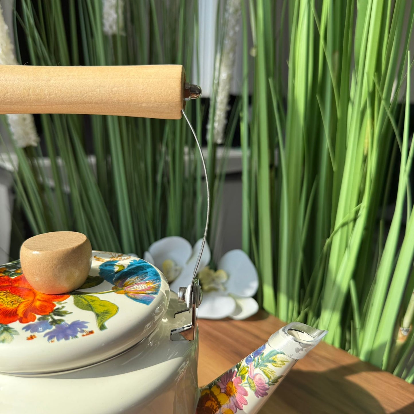 Stovetop Vintage Enamel 1.3/2L Teapot With Wooden Handle