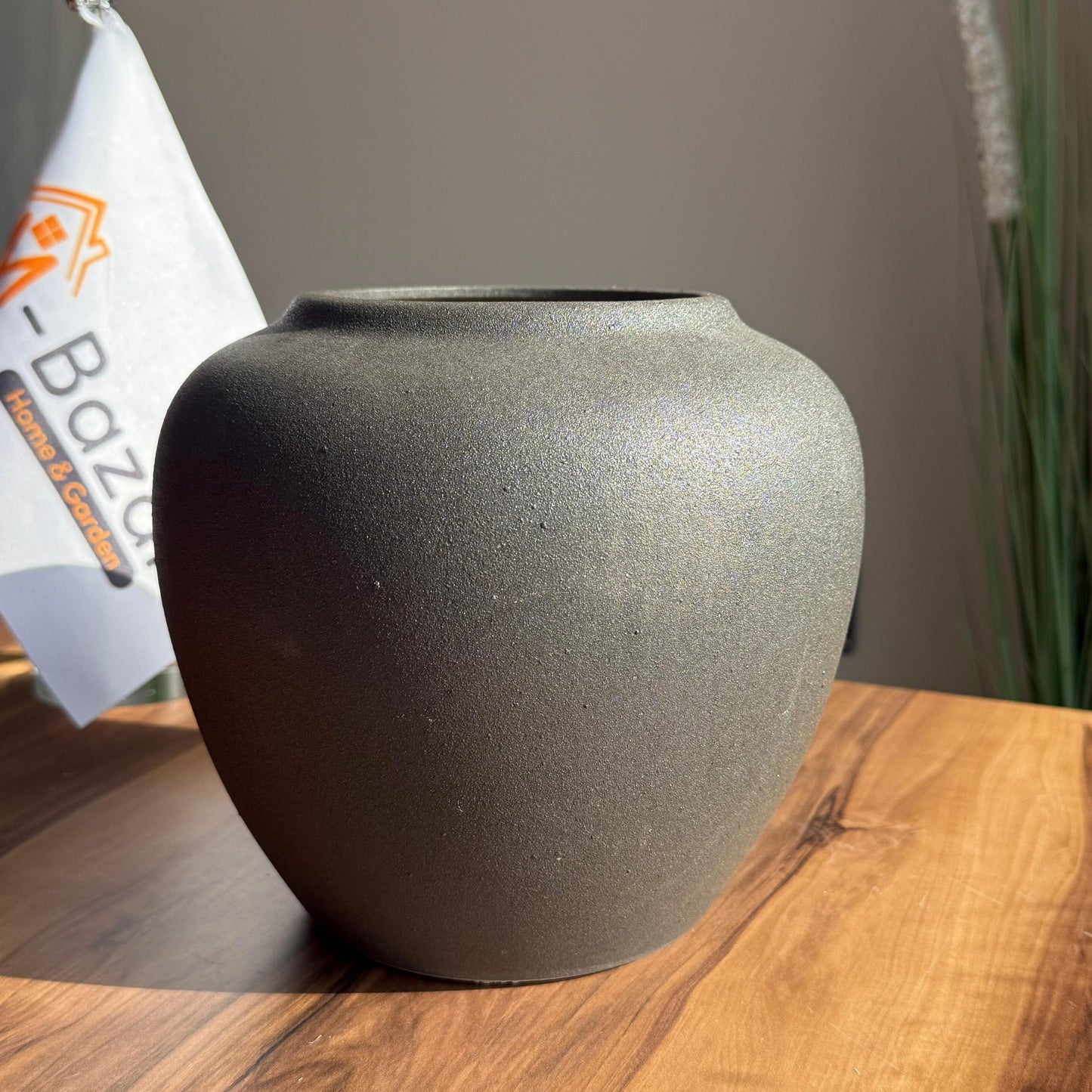 Black Vintage Vase Collection