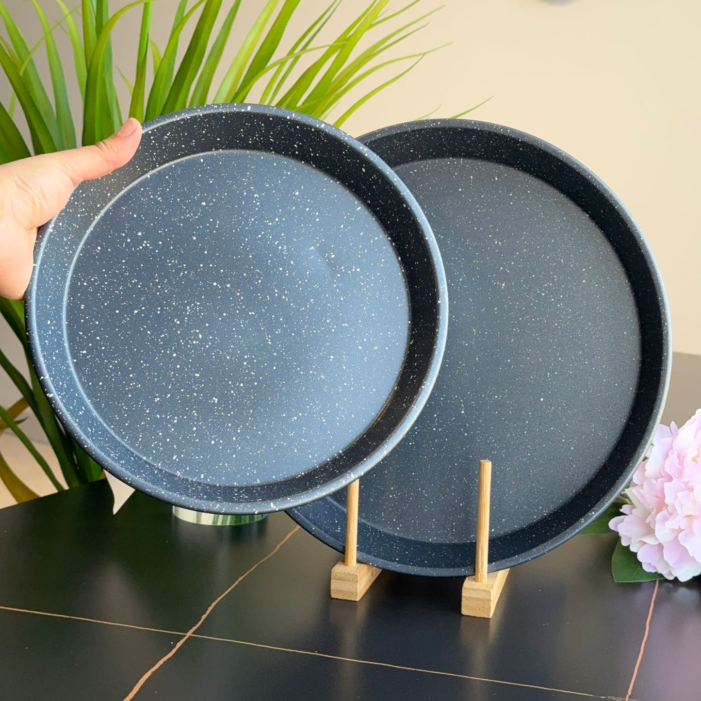 Premium Non-Stick Baking Tray - Circle