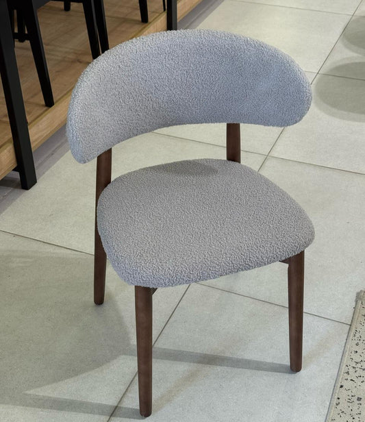 Sila Indoor Chair With Wooden Legs