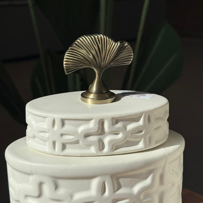 Luxury Ceramic Jars With Leaf-Topped Lids