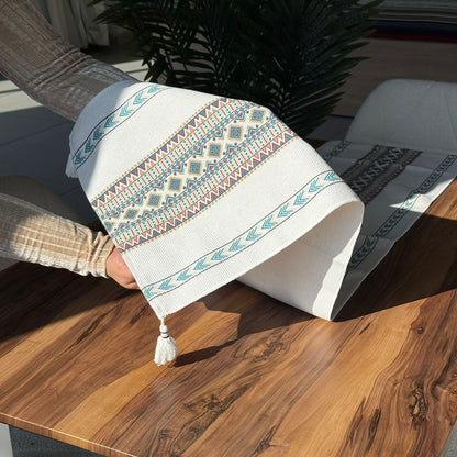 ٣٥ × ١٨٠سم ڕایەخی سەر مێزی دیکۆراتی شاهانە