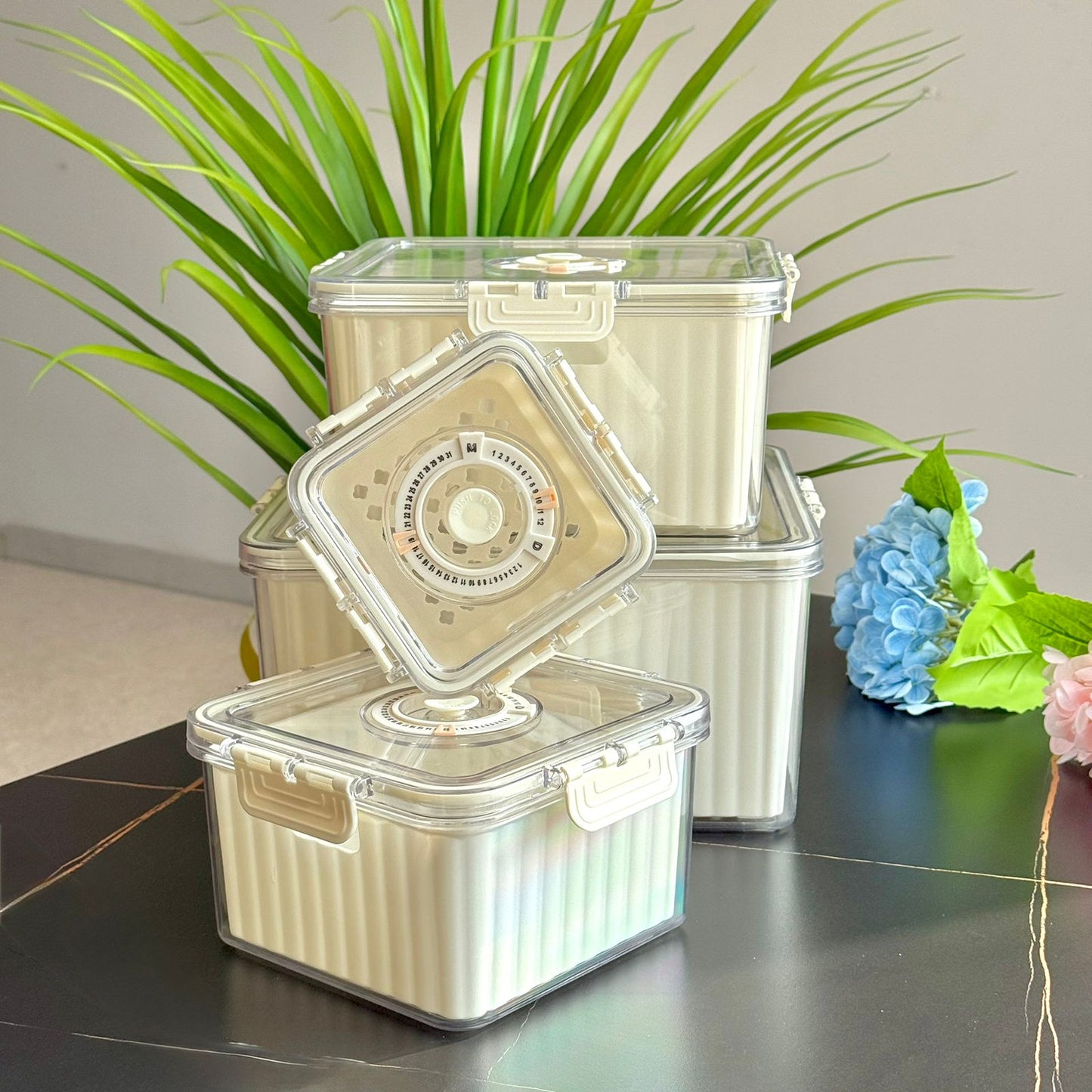حاوية تخزين طعام محكمة الغلق ومتعددة الأغراض مع قرص لعرض التاريخ - مجموعة مكونة من 4 قطع