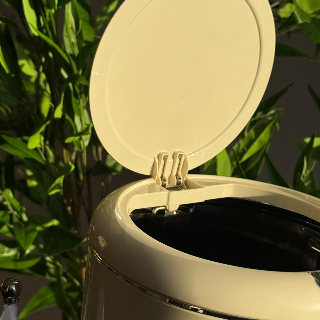 Luxury Durable Pedal & Press Waste Bin With Inner Bucket