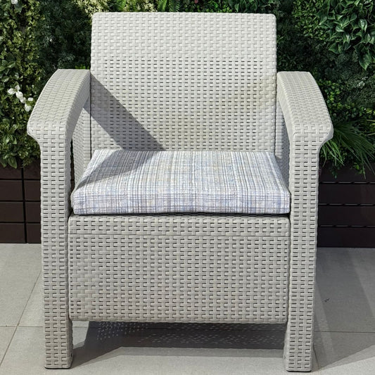 Modern Garden Seating Set - Light Grey & Decorative Cushion