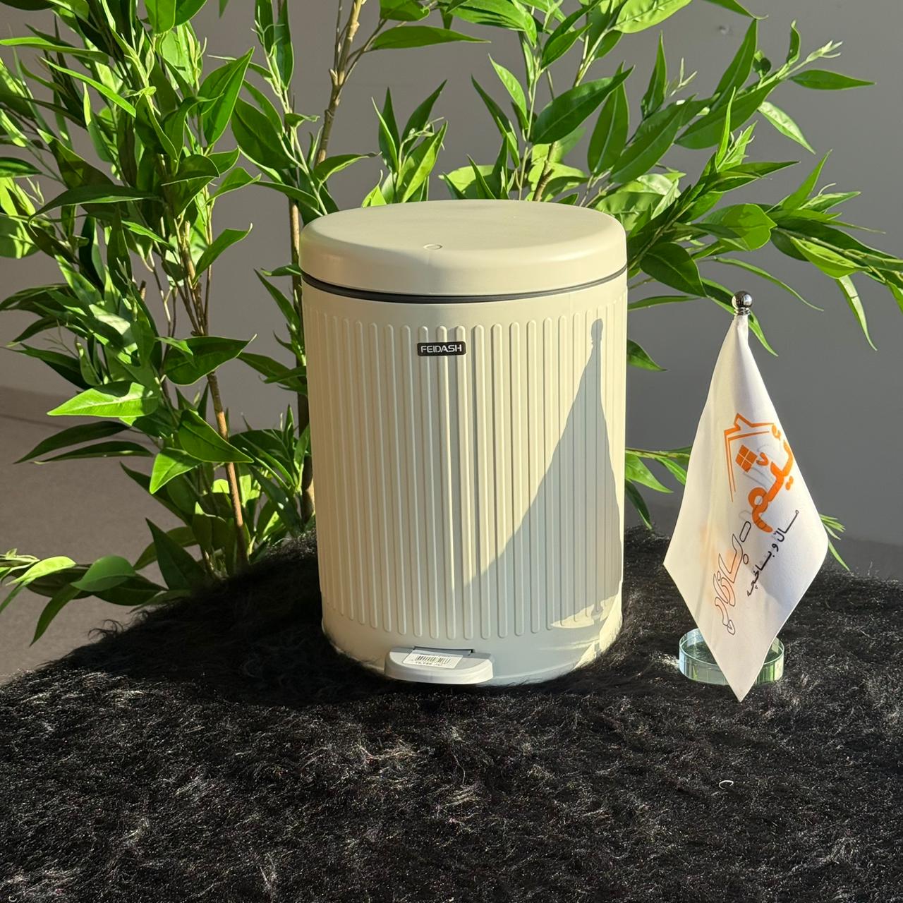 دواسة مزدوجة الحركة وصندوق قمامة ضغط – مقاسين