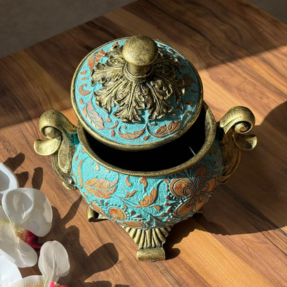 Classic Elegance Decorative Collection