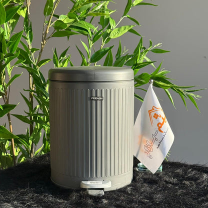 دواسة مزدوجة الحركة وصندوق قمامة ضغط – مقاسين