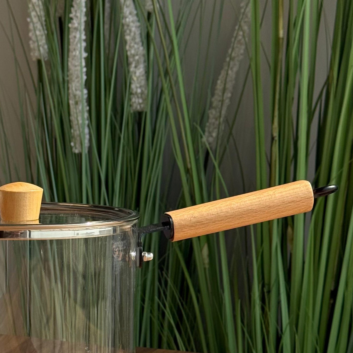 Modern Glass Cooking Pot with Wooden Handles and Lid