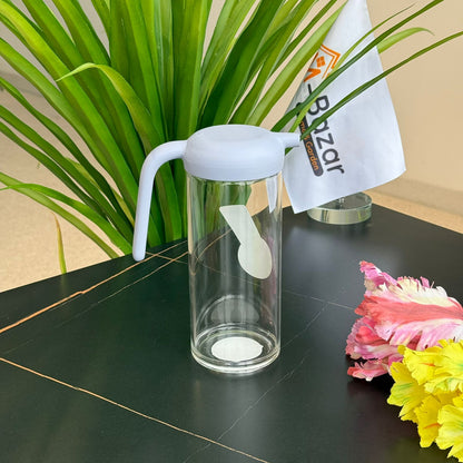 إبريق زجاجي صغير بغطاء سيليكون