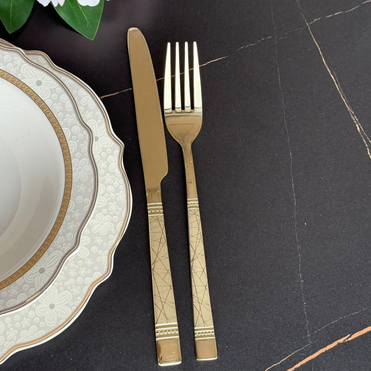 Luxury Golden Cutlery Collection