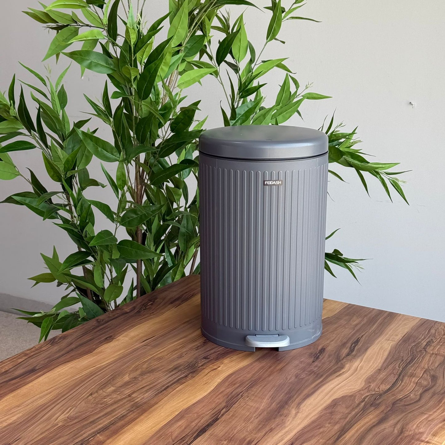 دواسة مزدوجة الحركة وصندوق قمامة ضغط – مقاسين