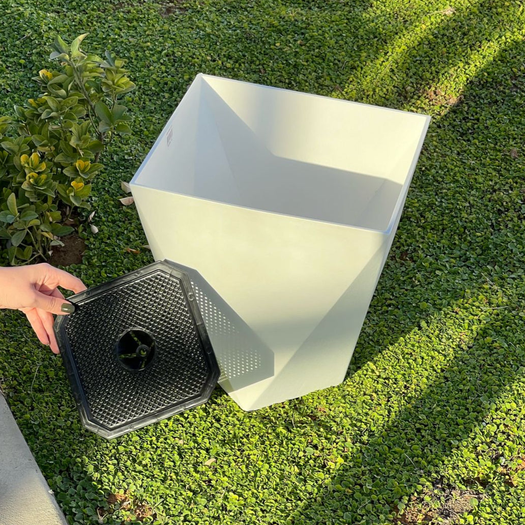 Modern Indoor/Outdoor Plant Pot