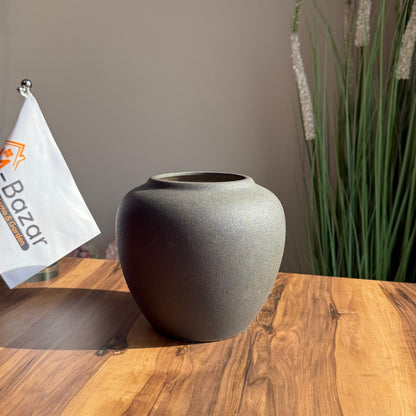 Black Vintage Vase Collection