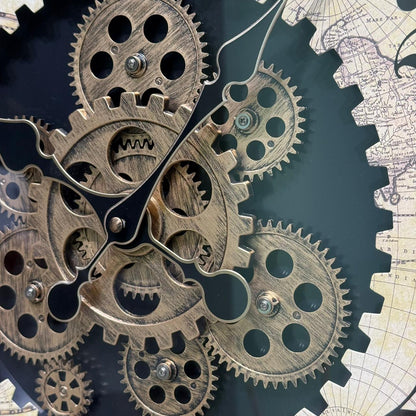 ساعة حائط مزخرفة كلاسيكية