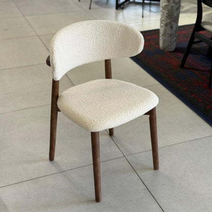 Sila Indoor Chair With Wooden Legs