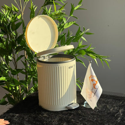 دواسة مزدوجة الحركة وصندوق قمامة ضغط – مقاسين