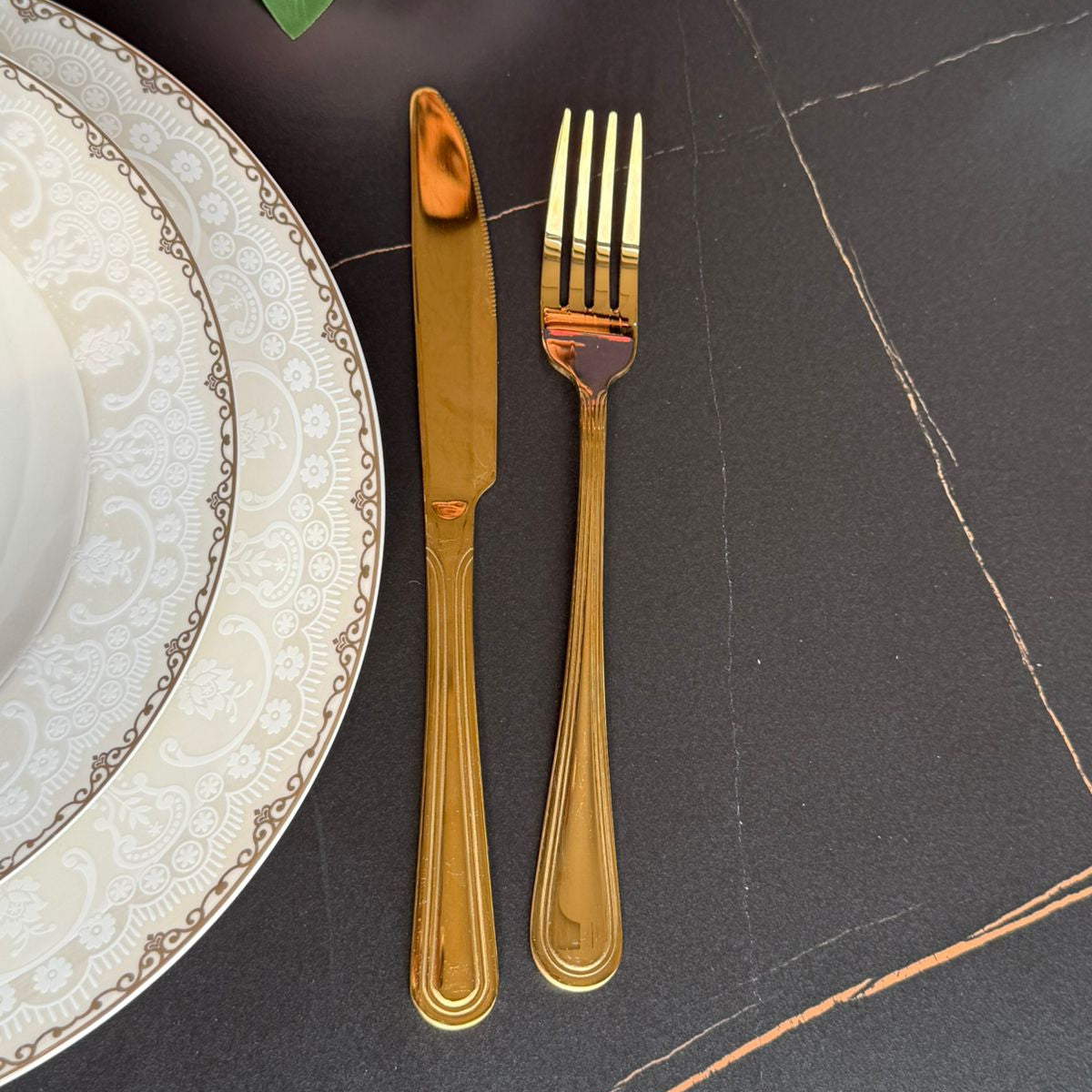 Elegant Gold Flatware Cutlery Collection