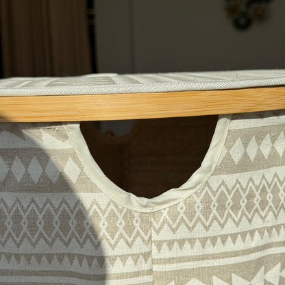 سلة تخزين قماشية بلمسات من الخيزران