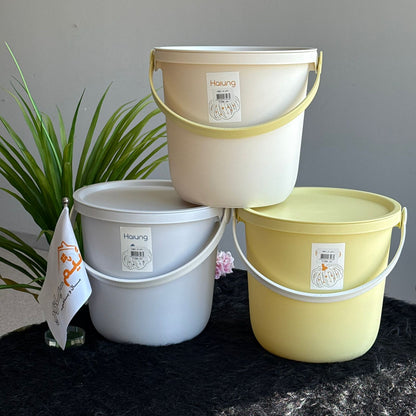 Multi-Purpose Plastic Bucket with Lid