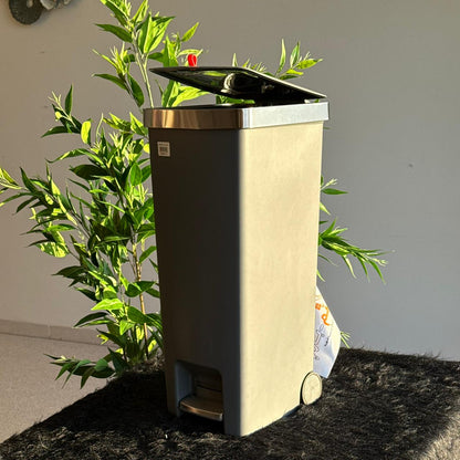 زبڵدانی ناوازە- بە تایە