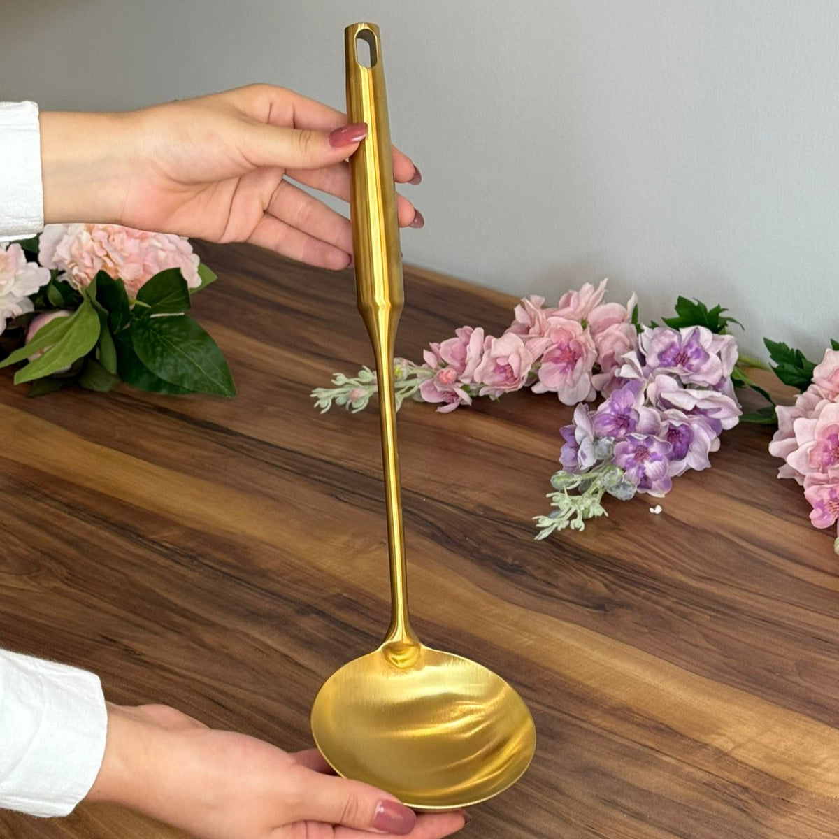 Elegant Gold Stainless Steel Cooking Utensil Set With Stand