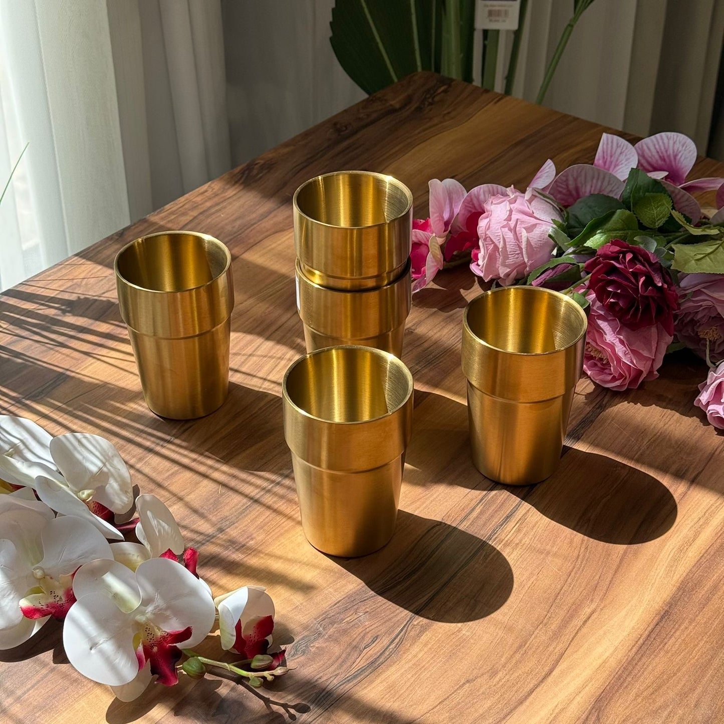  پەرداخى زەردی ڕەسەن و شيك  