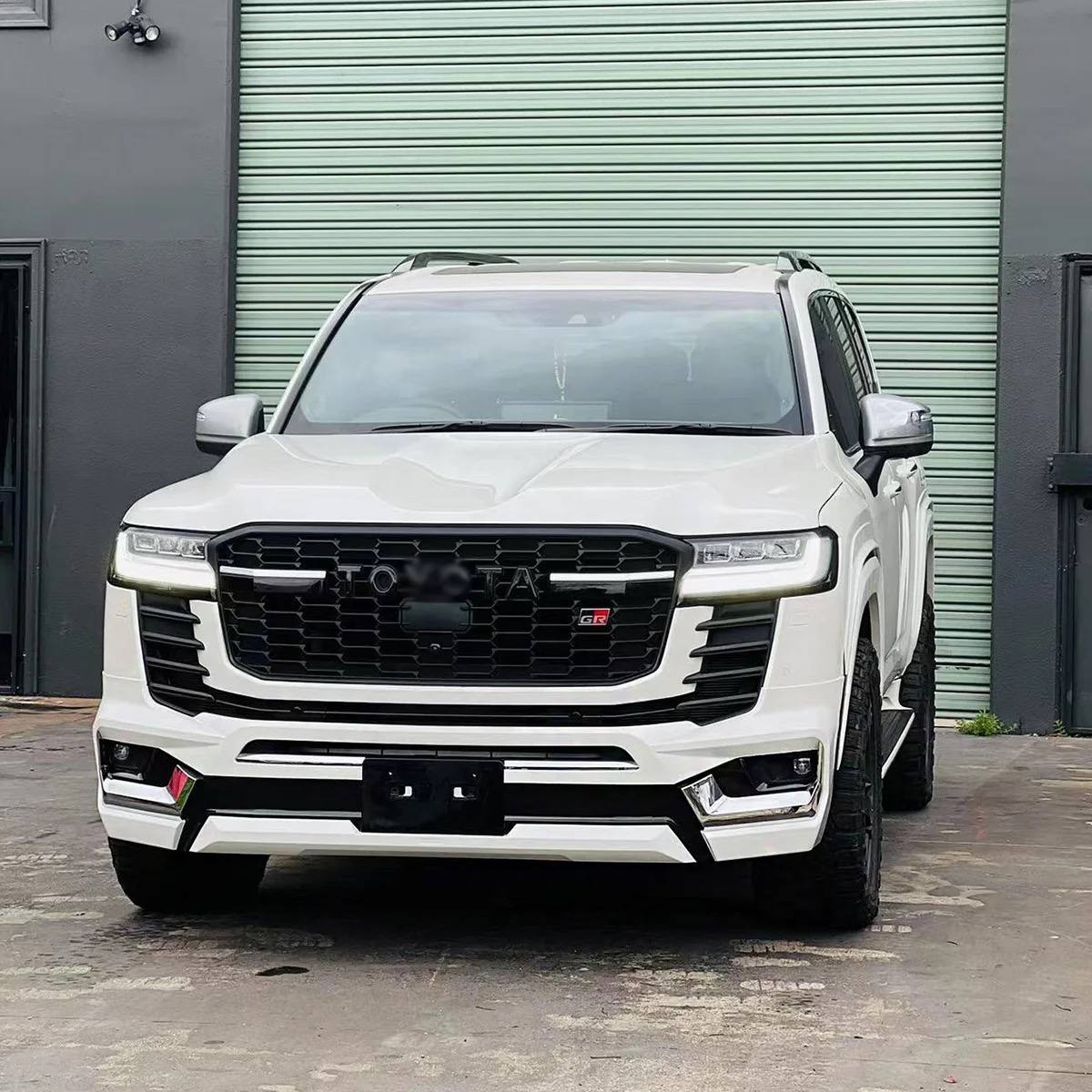 Toyota Land Cruiser LC300 upgrade GR Sport Grille