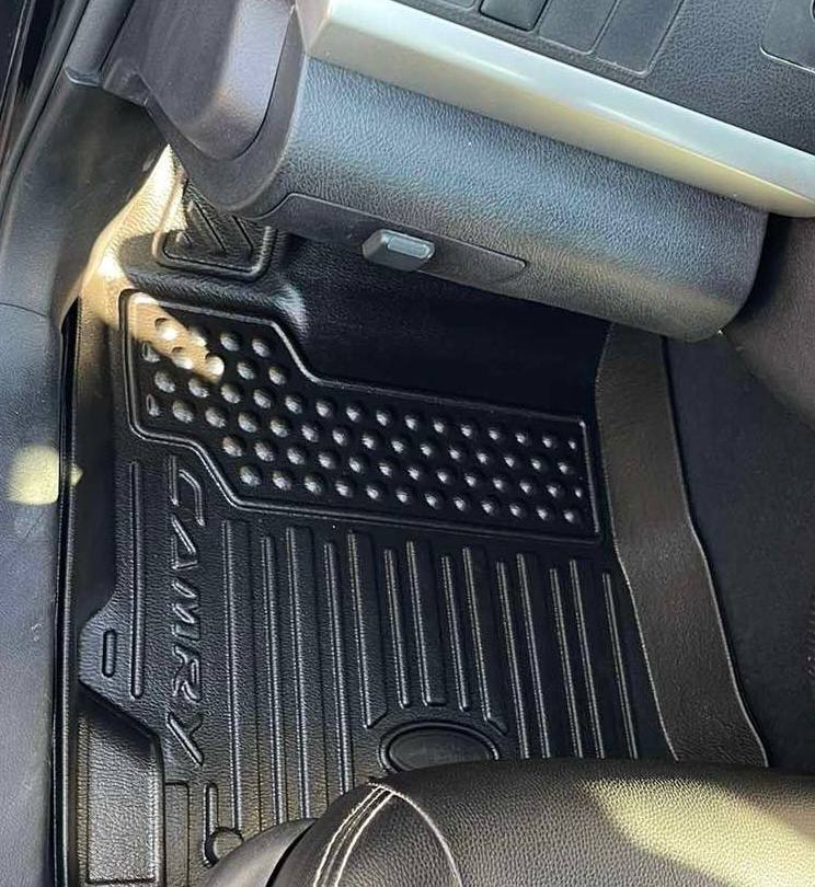 سجادات السيارة 5D TPE المضادة للانزلاق