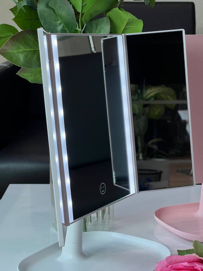 ئاوێنەى ماکیاژى LED ی وەستاو