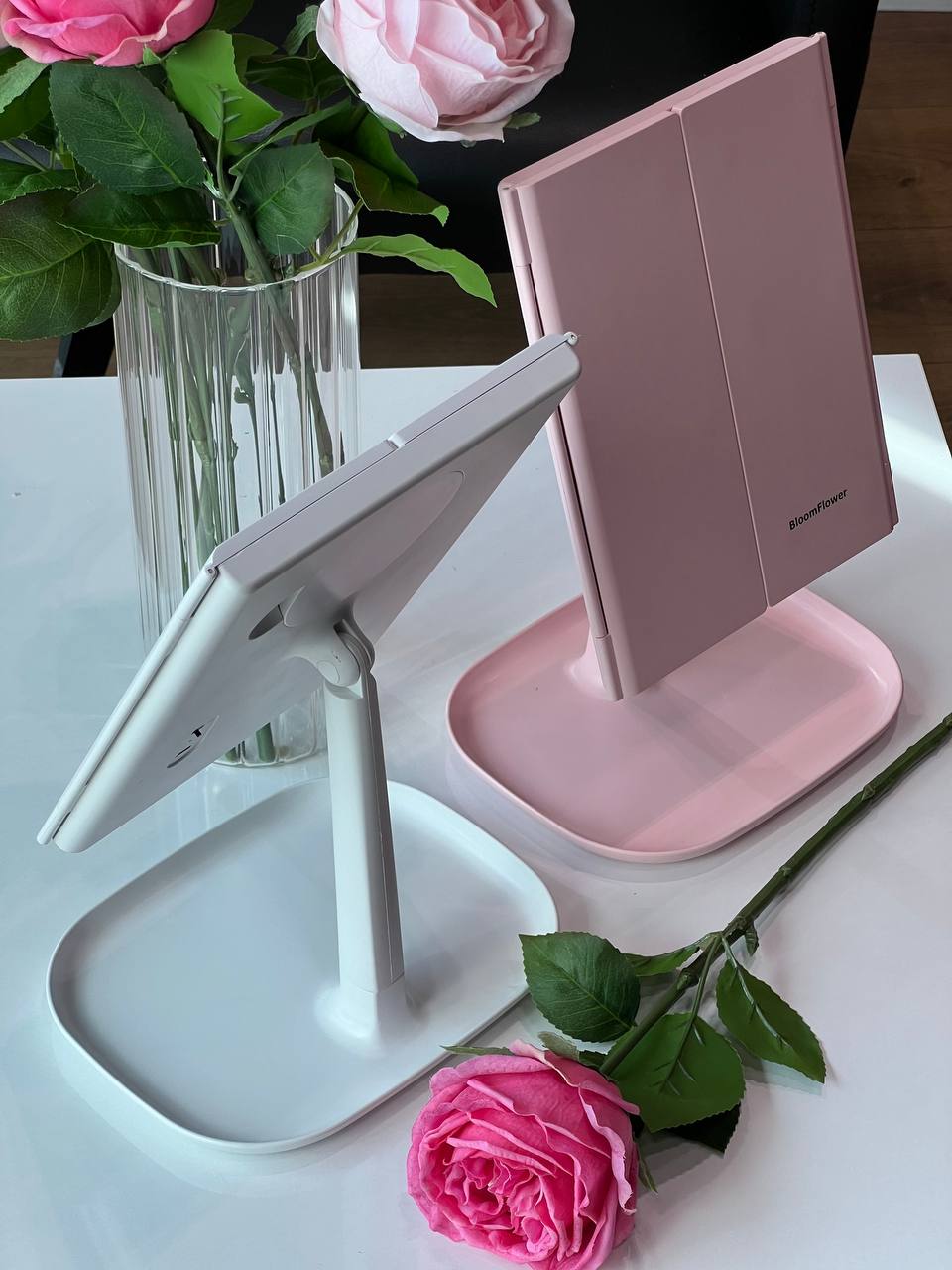 ئاوێنەى ماکیاژى LED ی وەستاو