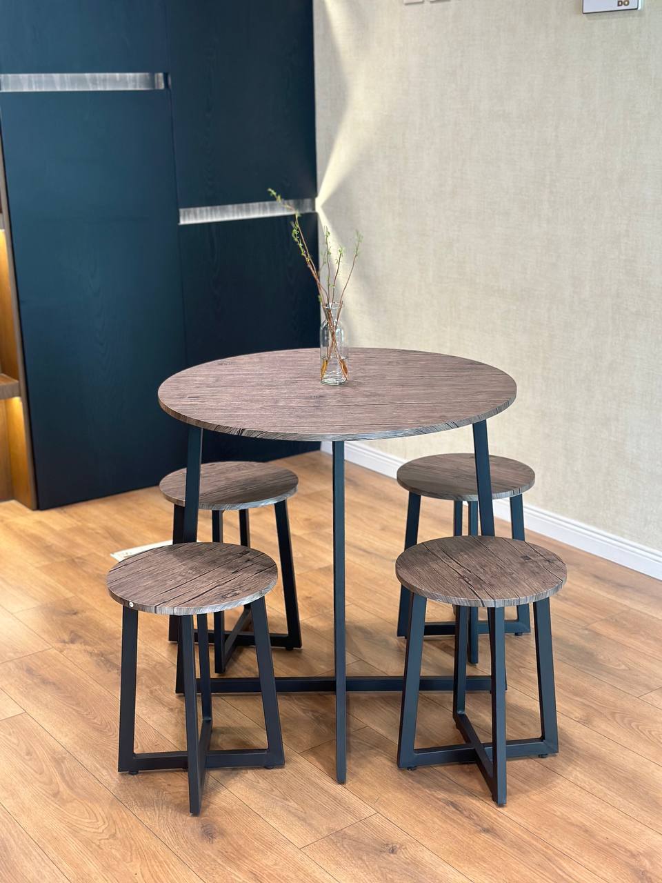 Modern Round Dining Table Set