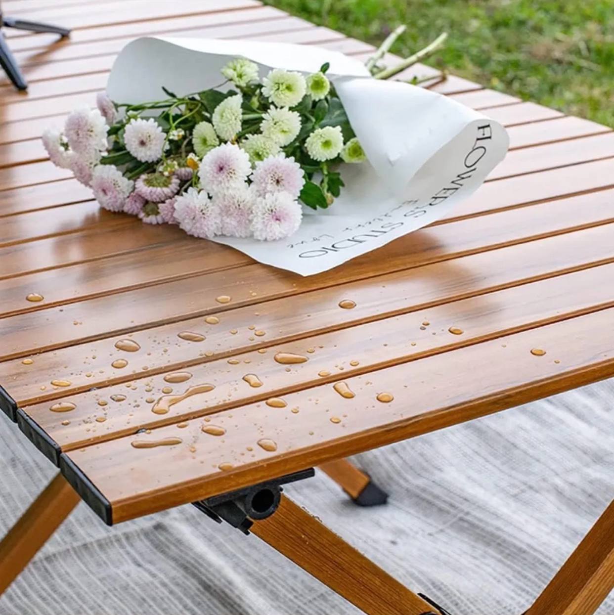 4-6 Person Foldable Camping Table