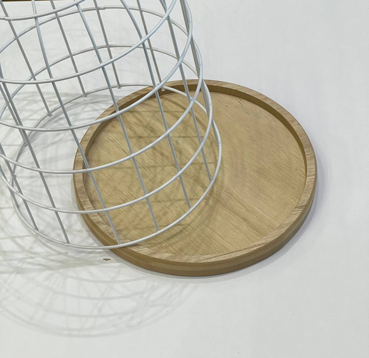 XT102 قەفەزی هەڵواسینی دیکۆراتی/زەوی