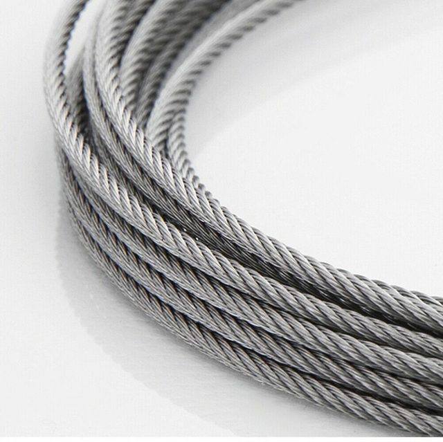 Indoor/Outdoor Retractable Clothesline