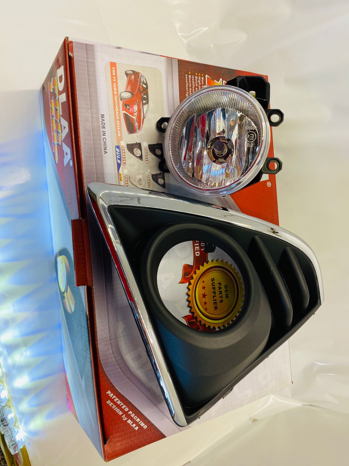 مصابيح ضباب تويوتا يارس 2015