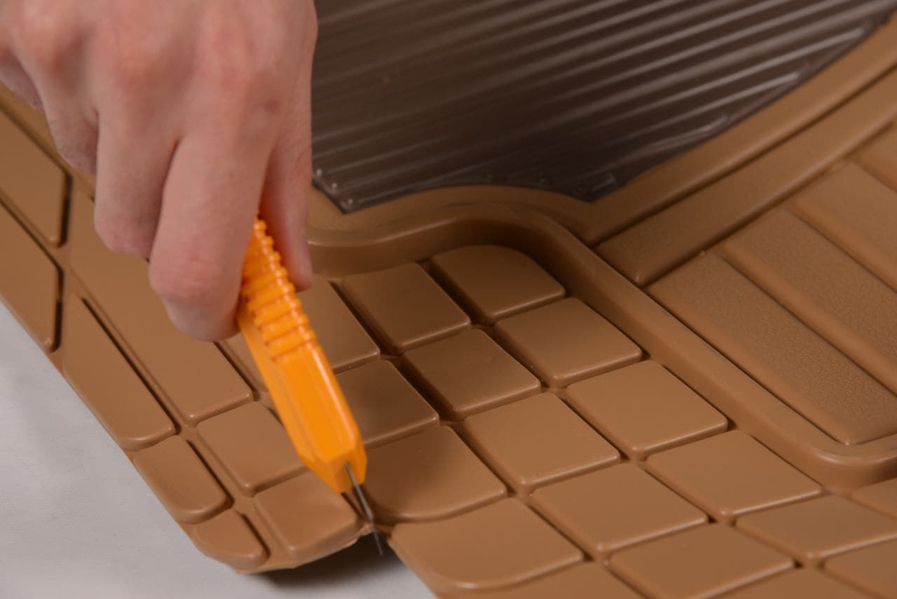 یونێڤێرساڵ مۆدێرن بۆ ماتەکان