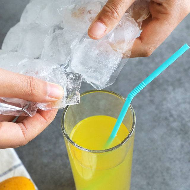 Disposable Ice Cube Maker