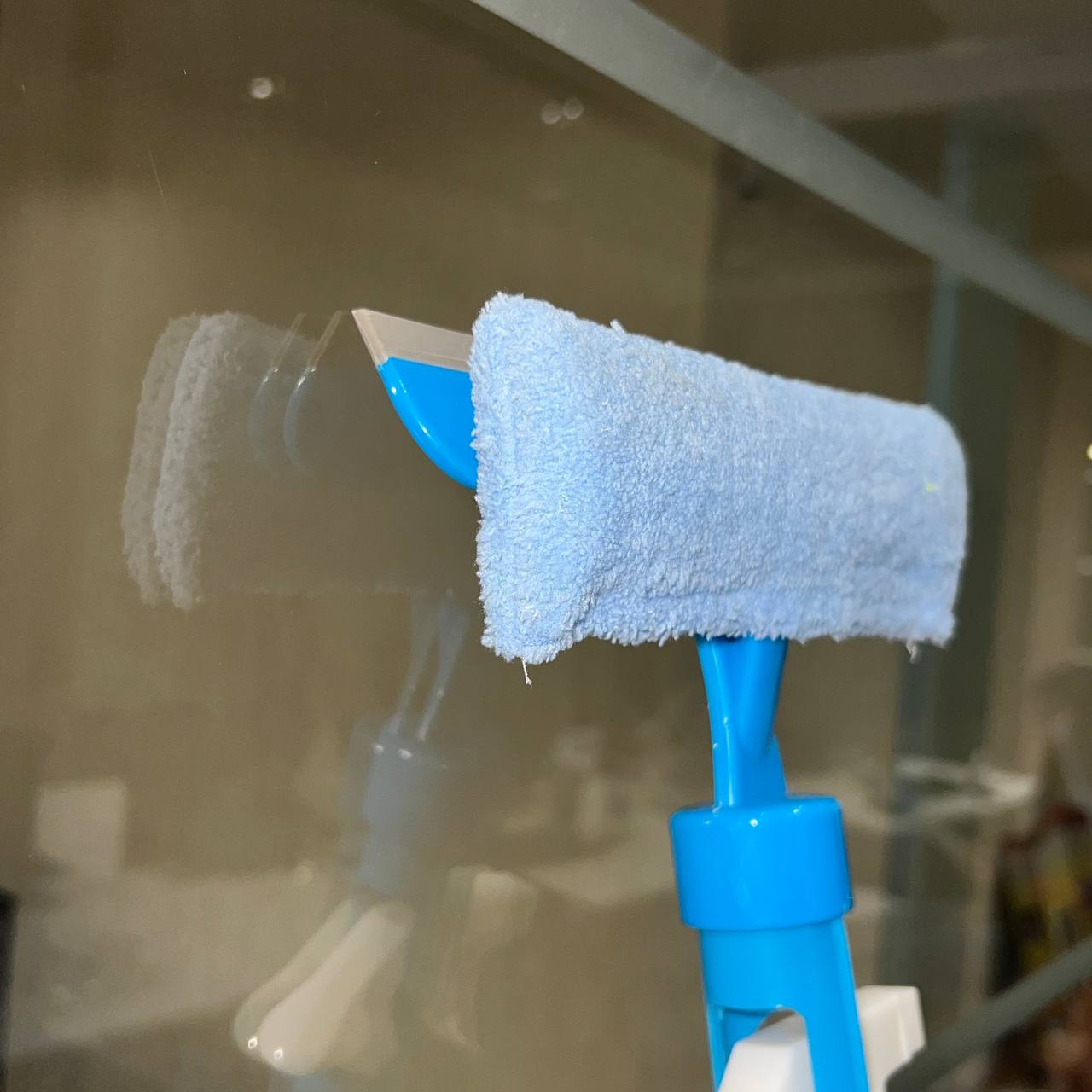 3 in 1 Multifunctional Glass Cleaner